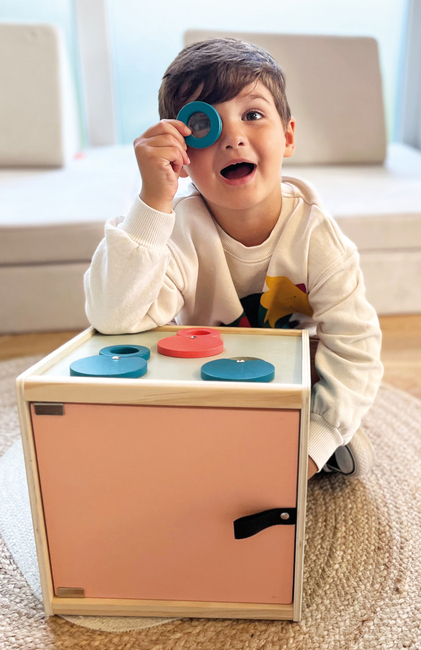 Small Foot  Sensorinen Kosketuslaatikko + 3 Erilaista Linssiä