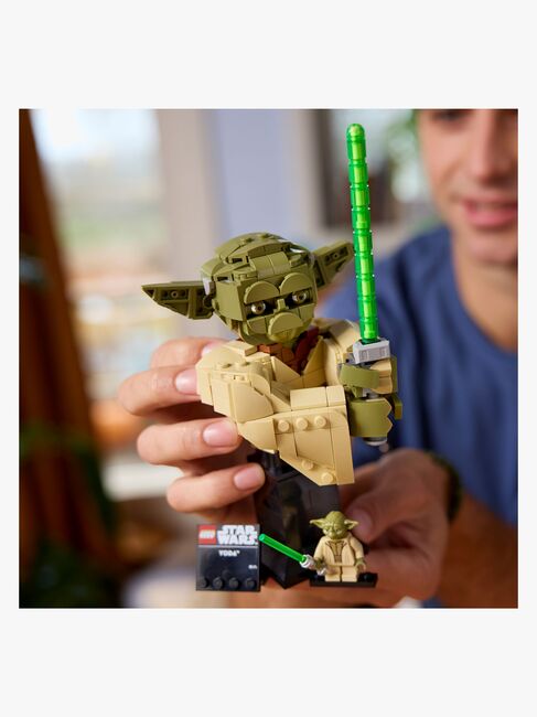LEGO Star Wars 75438 Yodan rintakuva