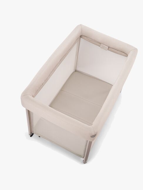 Nuna Paal Matkasänky, Biscotti