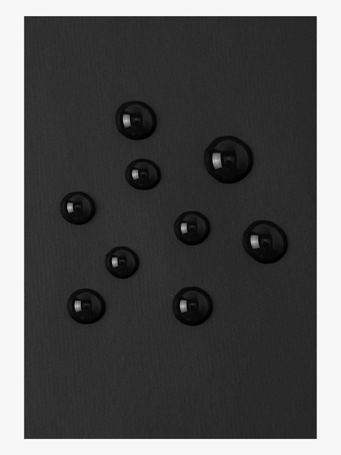 Reima Kura Kurahanskat, Black