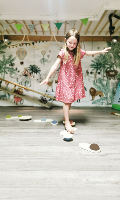 Small Foot Tasapainopalikat