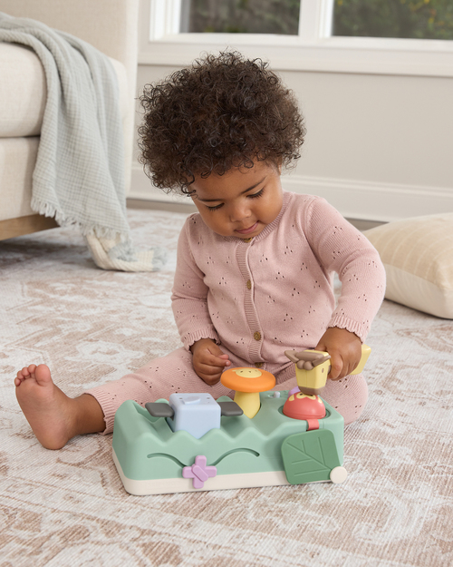 Skip Hop Geometric Wonders Musiikillinen Aktivointilelu