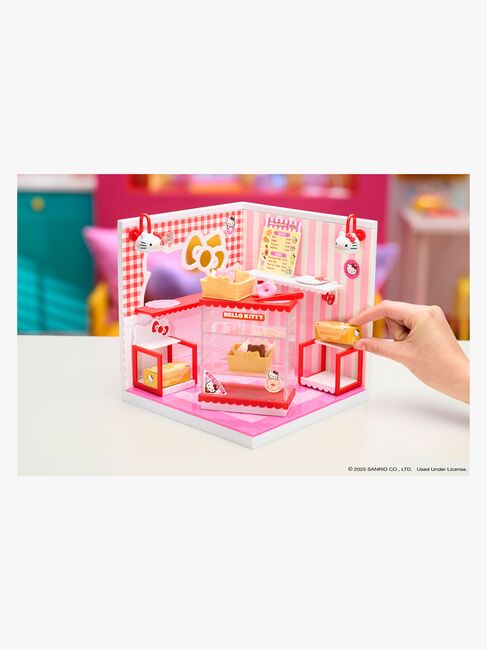 MGA's Miniverse Make It Mini Spaces Hello Kitty Leikkisetti