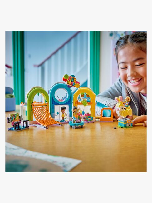 LEGO Friends 42686 Hauska sisäleikkipaikka