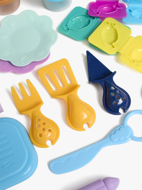 Fippla Muovailuvaha Syntymäpäiväkakku 36 Osaa