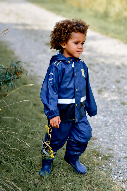 Mikk-Line Poliisi Sadeasu + Henkselit, Blue Nights