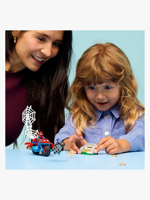 LEGO Spidey 11206 Spidey jahtaa Rhinoa moottoripyörällään