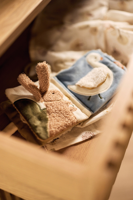 Jollein Moniaktiviteettikirja, Tiny Park