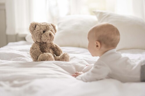 Teddykompaniet Pehmolelu Nallekarhu Sture, Harmaa