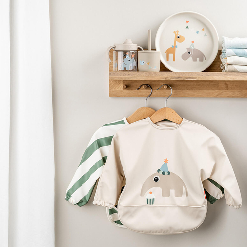 Done By Deer Celebration Ruokalappu, Sand