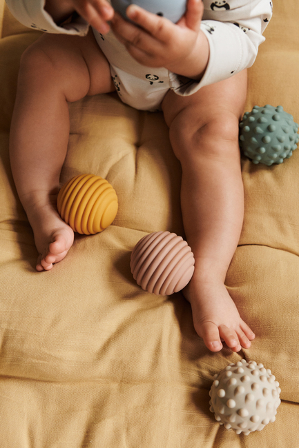 LIEWOOD Dorian Baby Sensory Puuhapallo, Beach blue/Multi Mix