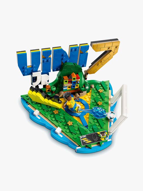 LEGO Editions Football 43027 Vini Jr. – jalkapallon tähtihetket