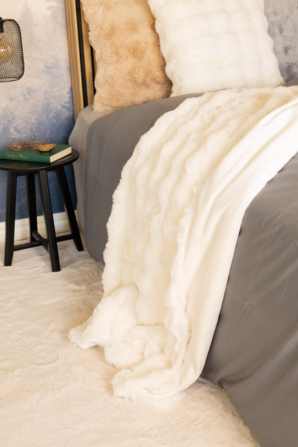 KMCarpets Bubble Viltti 130x170, Kermanvalkoinen