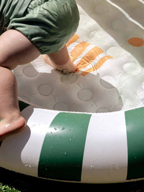 SUNNYLiFE Ilmatäytteinen Uima-allas, Eli The Eliphant