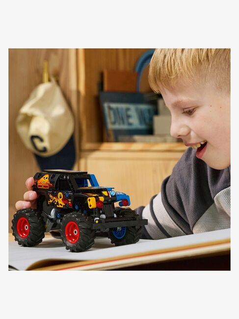 LEGO Technic 42219 Monster Jam™ Grave Digger™ tuli ja jää