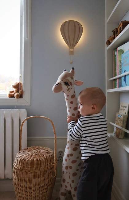 Oh, Poppy! Bella Balloon Seinävalaisin Large