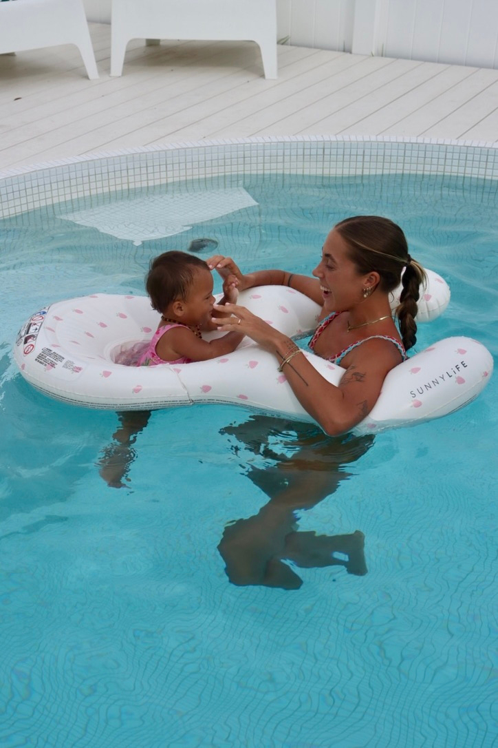 SUNNYLiFE Baby Float Together-  Puhallettava Uimapatja, Strawberry Sunshine