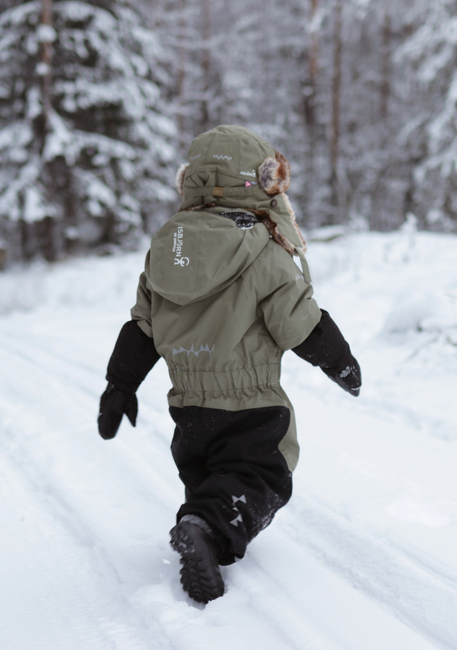 Isbjörn Penguin Toppahaalari, Moss