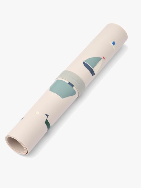 LIEWOOD Jude Ruokailualusta + Printti, Sailing/Sandy