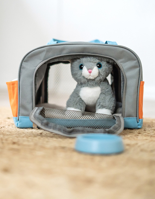 Small Foot Kissa + Laukku & Hoitosarja