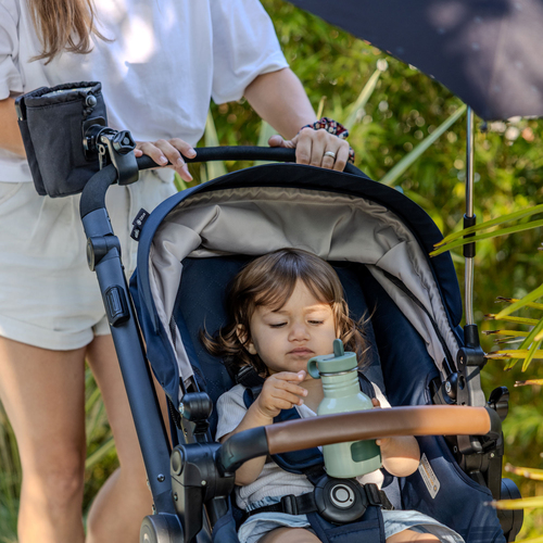 Ezimoov  Eristävä Mukiteline