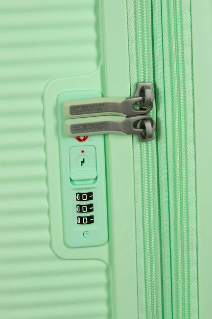 American Tourister Soundbox Spinner Matkalaukku 97L, Pastel Green