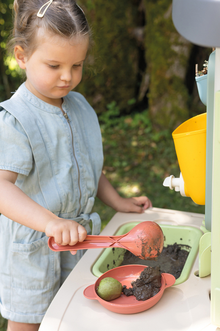 Smoby Life Leikkimökki + Mutakeittiö