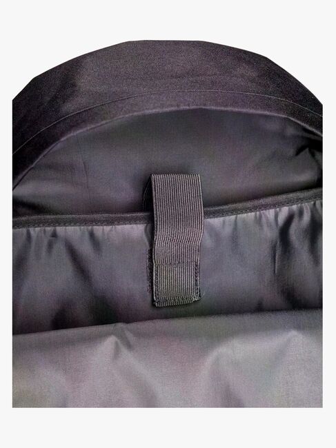 Pokémon Deluxe Reppu 17L, Musta