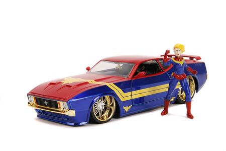 Jada Toys Marvel Auto + Figuuri Captain Marvel & 1973 Ford Mustang Mach 1:24
