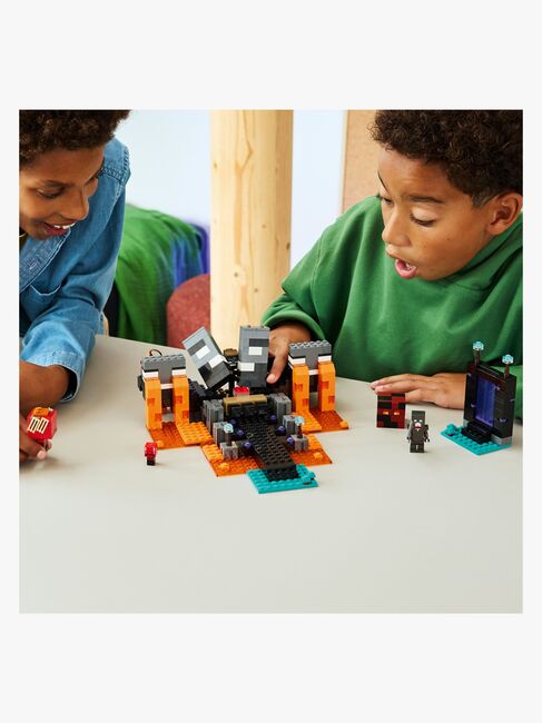 LEGO Minecraft 21590 Näivettäjän taistelu