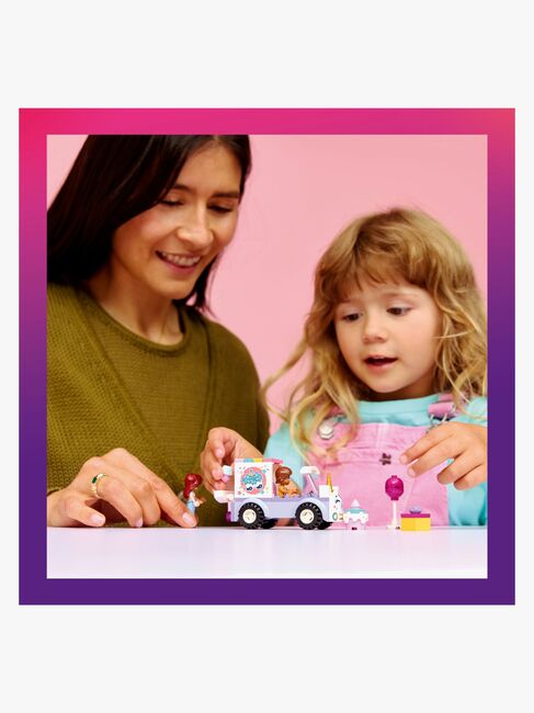 LEGO Friends 42675 Yksisarviskakkuauto