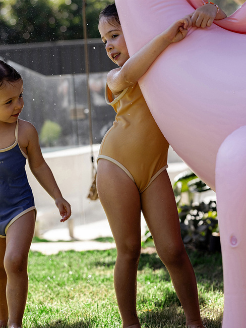 SUNNYLiFE Giant Dino  Puhallettava Sadetin, Into The Wild Pink