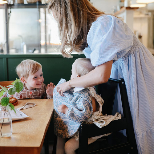 Mushie  Pitkähihainen Ruokalappu, Blue Flowers