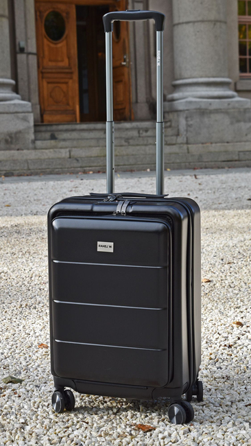 Rakel W Traveling RW Travel Weekender 20" Matkalaukku, Musta