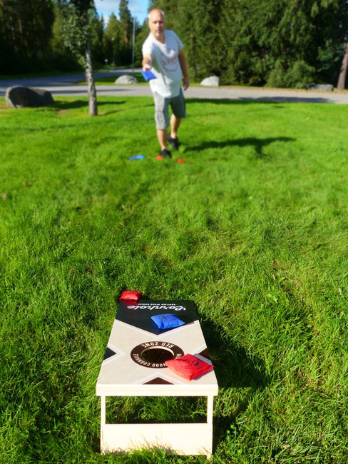 SportMe Midsize Wood Cornhole
