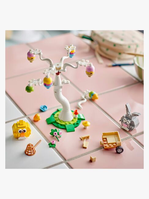 LEGO Iconic 40808 Pupu ja tipu pääsiäismunia metsästämässä