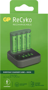 GP Batterier ReCyko B421 Everyday Paristolaturi USB D451 Latausasemalla