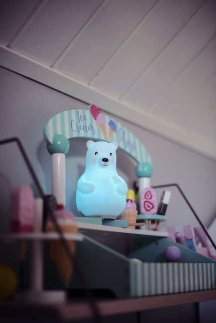 Pabobo Yövalo Karhu, Monivärinen