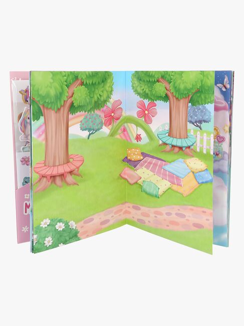 Ylvi & the Minimoomis Tarrakirja Create Your Unicorn World