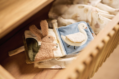 Jollein Moniaktiviteettikirja, Tiny Park