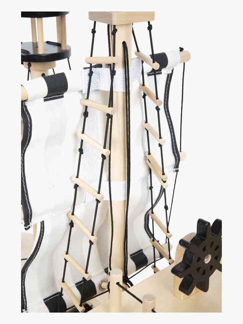 Small Foot Merirosvolaiva