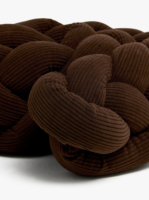 Alice & Fox Braid Reunapehmuste 210cm, Brown Manchester