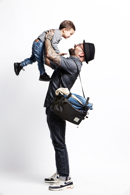 Love Radius Caravan Bag Kantotuki, Musta