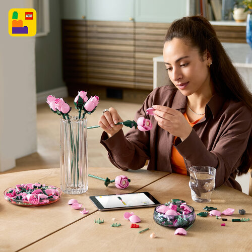 LEGO Botanicals 10374 Vaaleanpunainen ruusukimppu