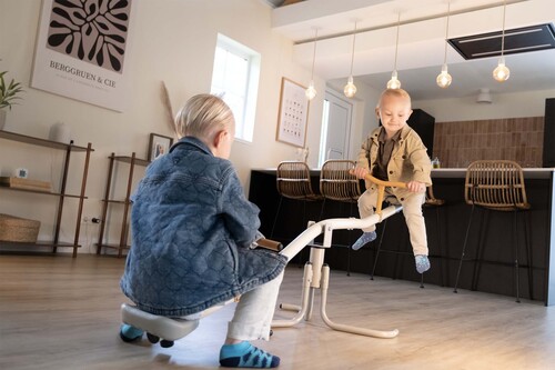 EXIT My First Keinulauta