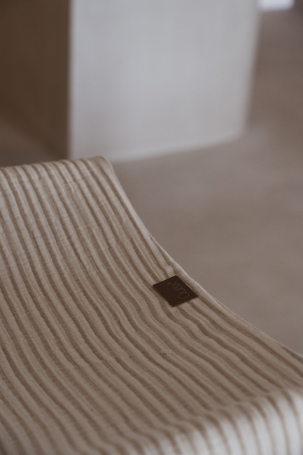 Quax Stripes Hoitoalustan Päällinen, Broken White