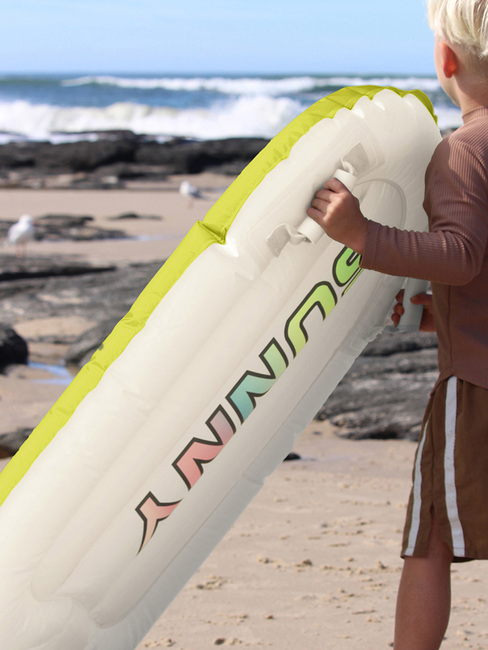 SUNNYLiFE Uimalelu, Pool Party