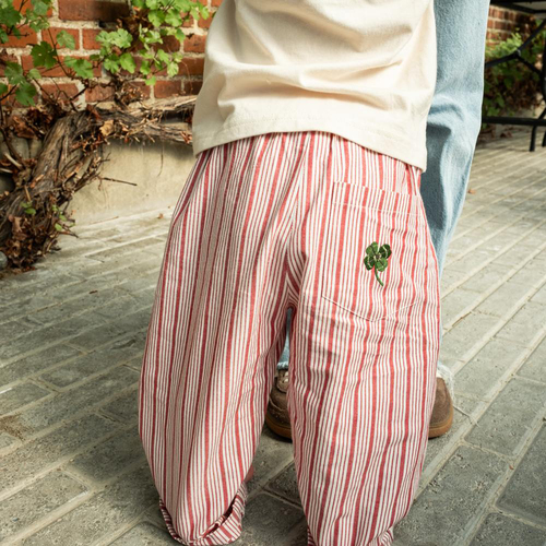 That's Mine Henry Housut, Classic Red