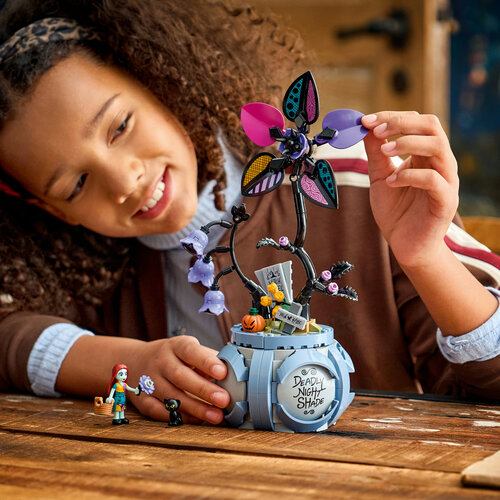 LEGO Disney Classic 43288 Sallyn kukkaruukku