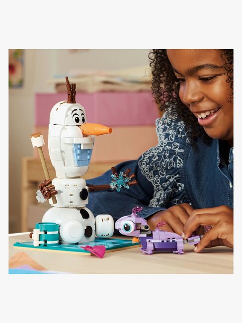 LEGO Disney Princess 43287 Olafin ja Brunin hauska eväsretki